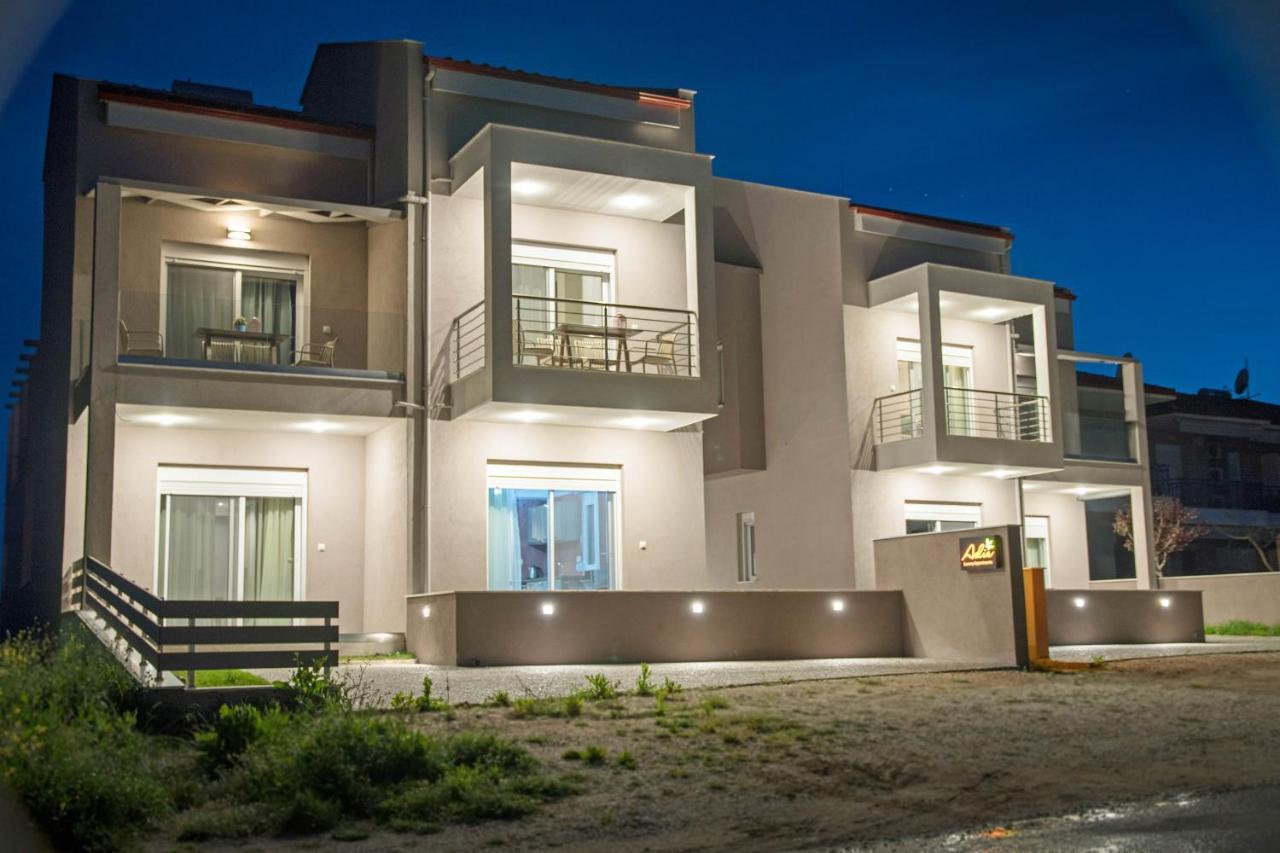 Aelia Luxury Apartments Nikiti  Zewnętrze zdjęcie