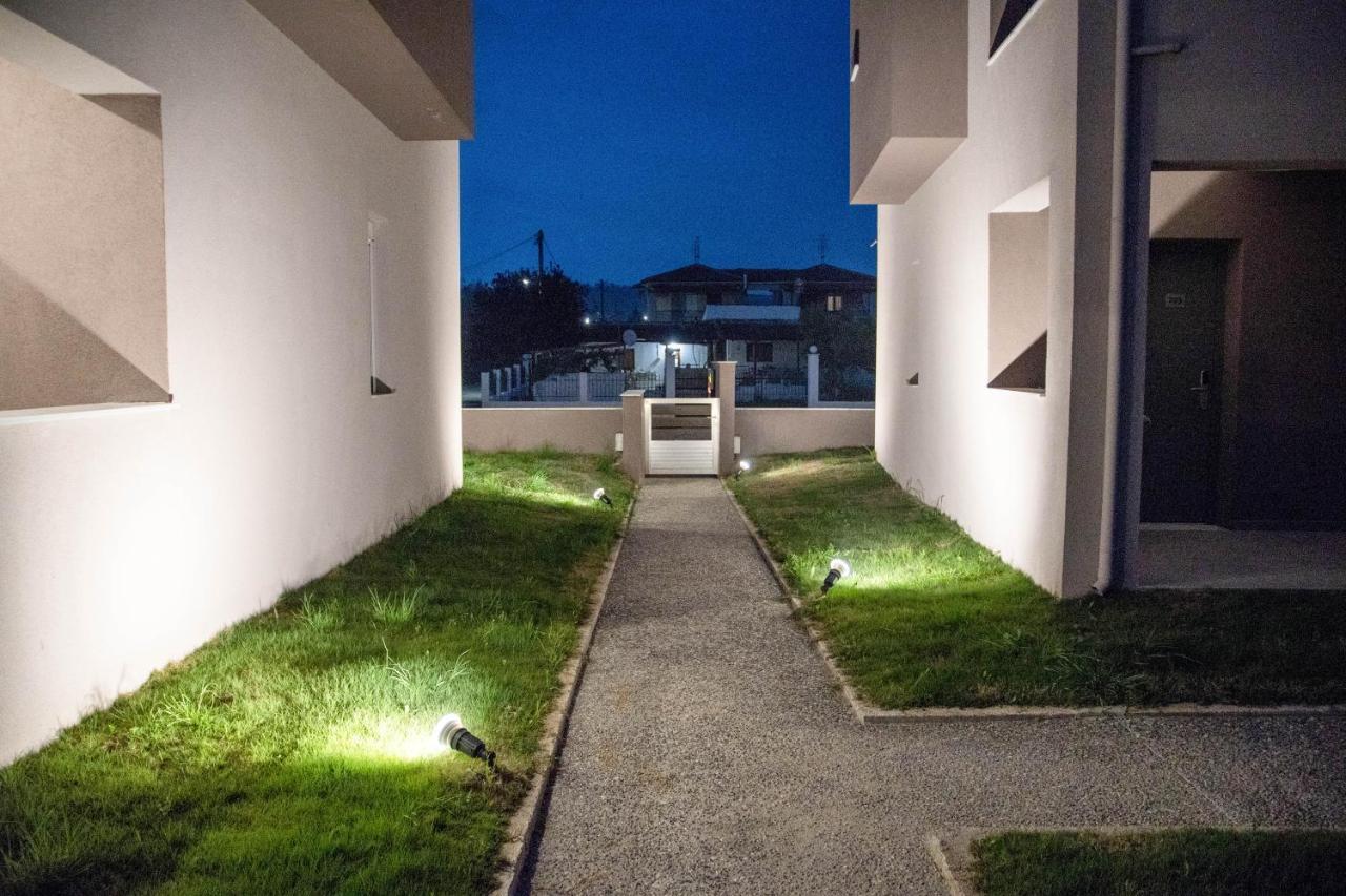 Aelia Luxury Apartments Nikiti  Zewnętrze zdjęcie